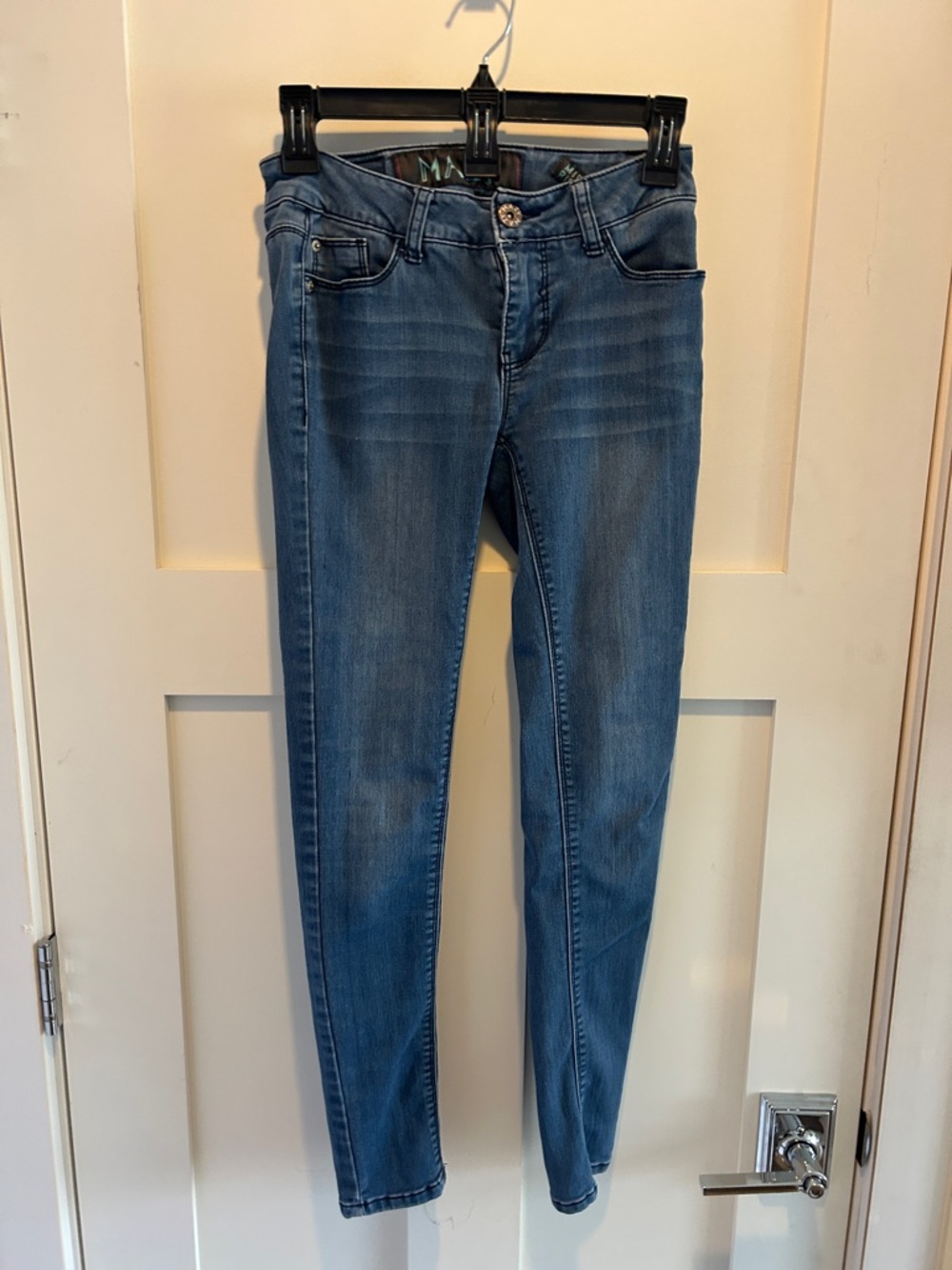 Classic Blue Skinny Jeans for Women